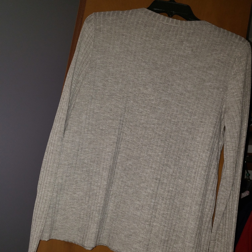 Sweater - Picture 3 of 3